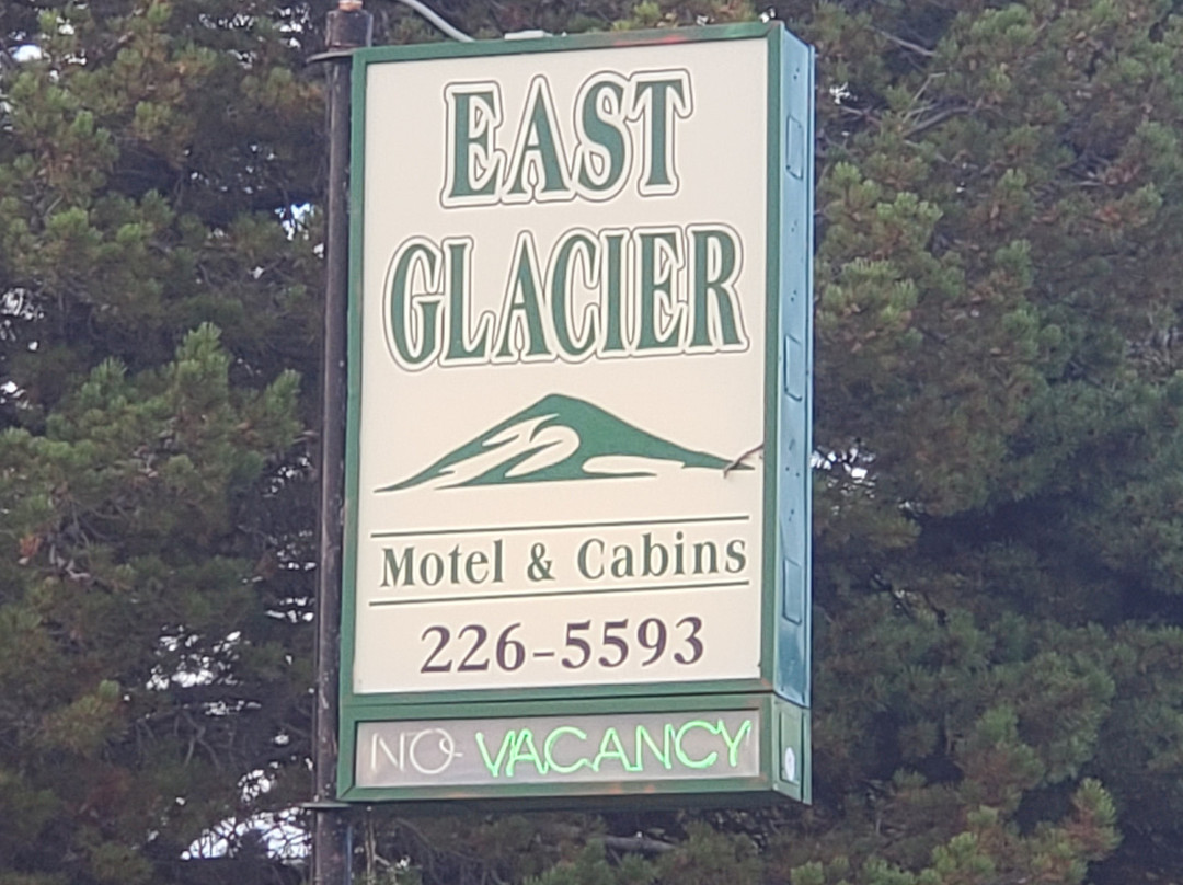 East Glacier Motel And Cabins主图