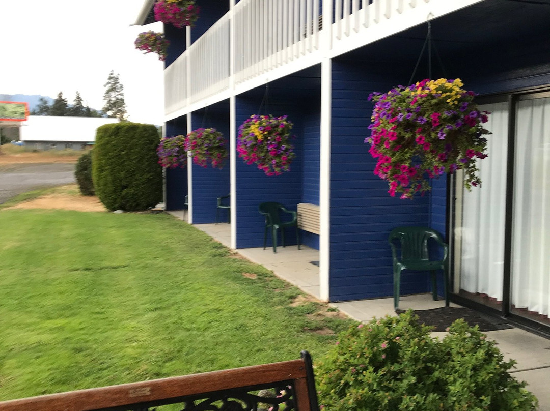 Wedge Mountain Inn主图