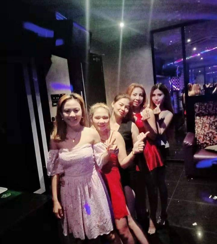 K Box Karaoke景点图片