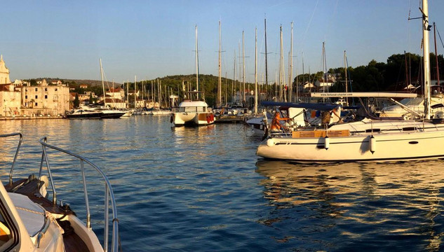 Tamaris Charter-特罗吉尔必去景点