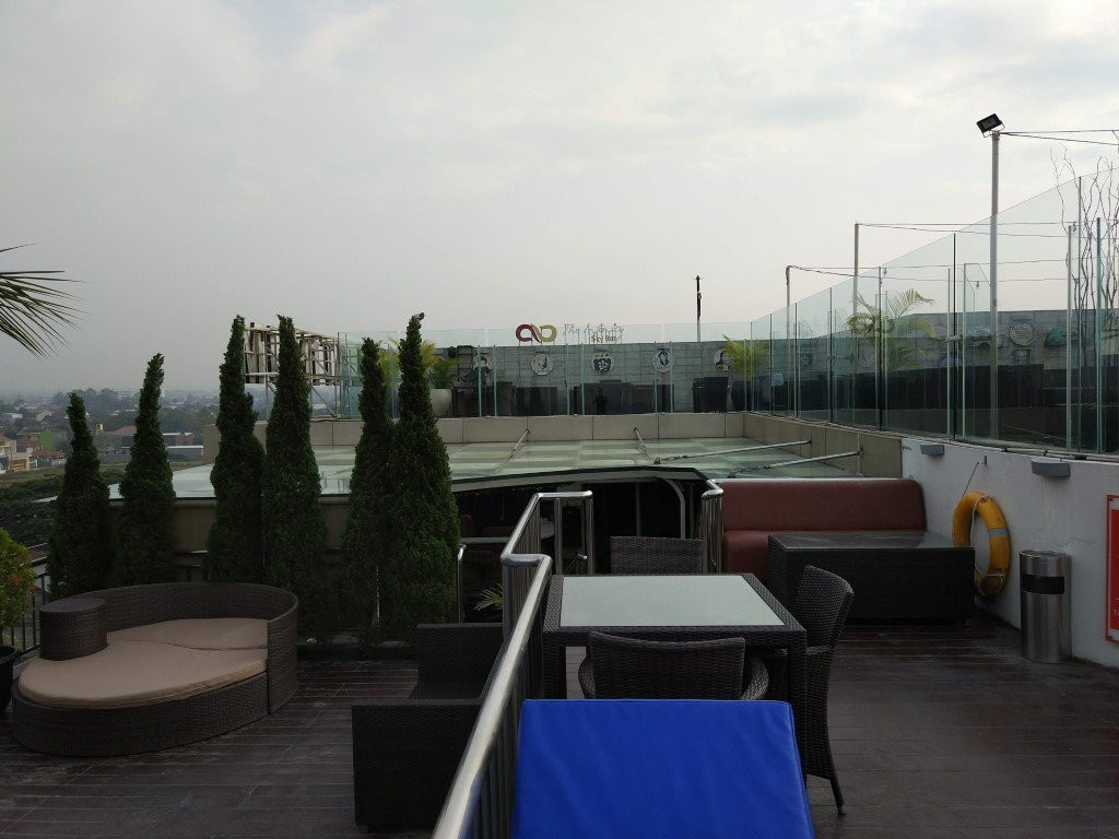 Platinum Adisucipto Hotel & Conference Center主图