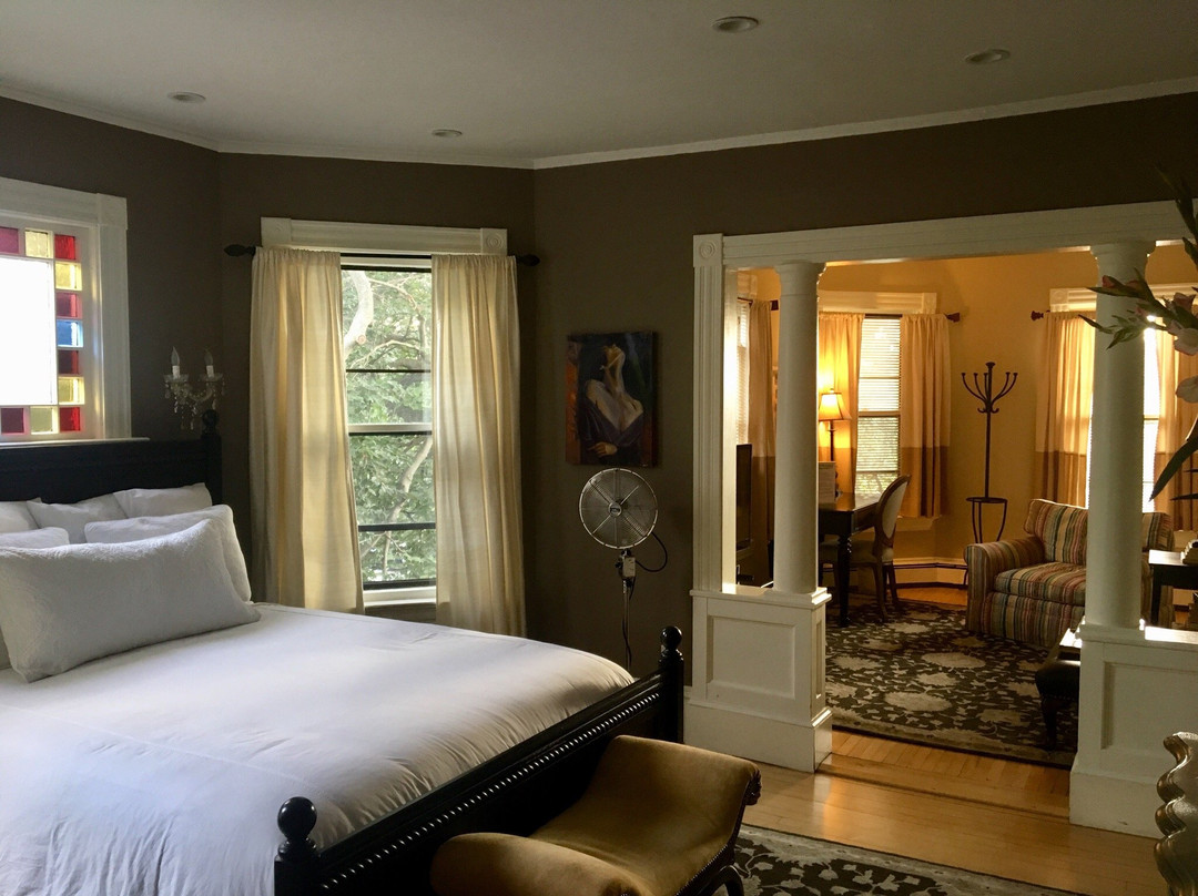 254 South Union Street Guest House主图