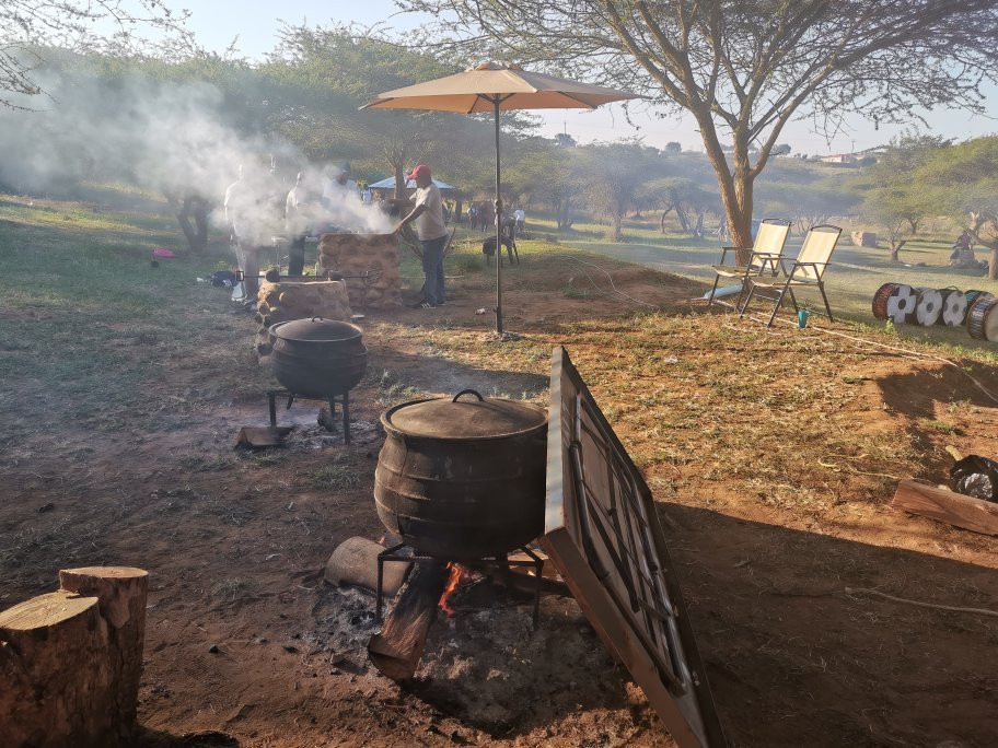 Indlondlo Cultural Village