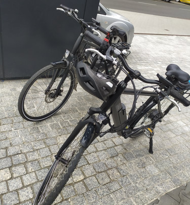 Mobile E-Bike Rental Reel-Bike-维利奇卡必去景点