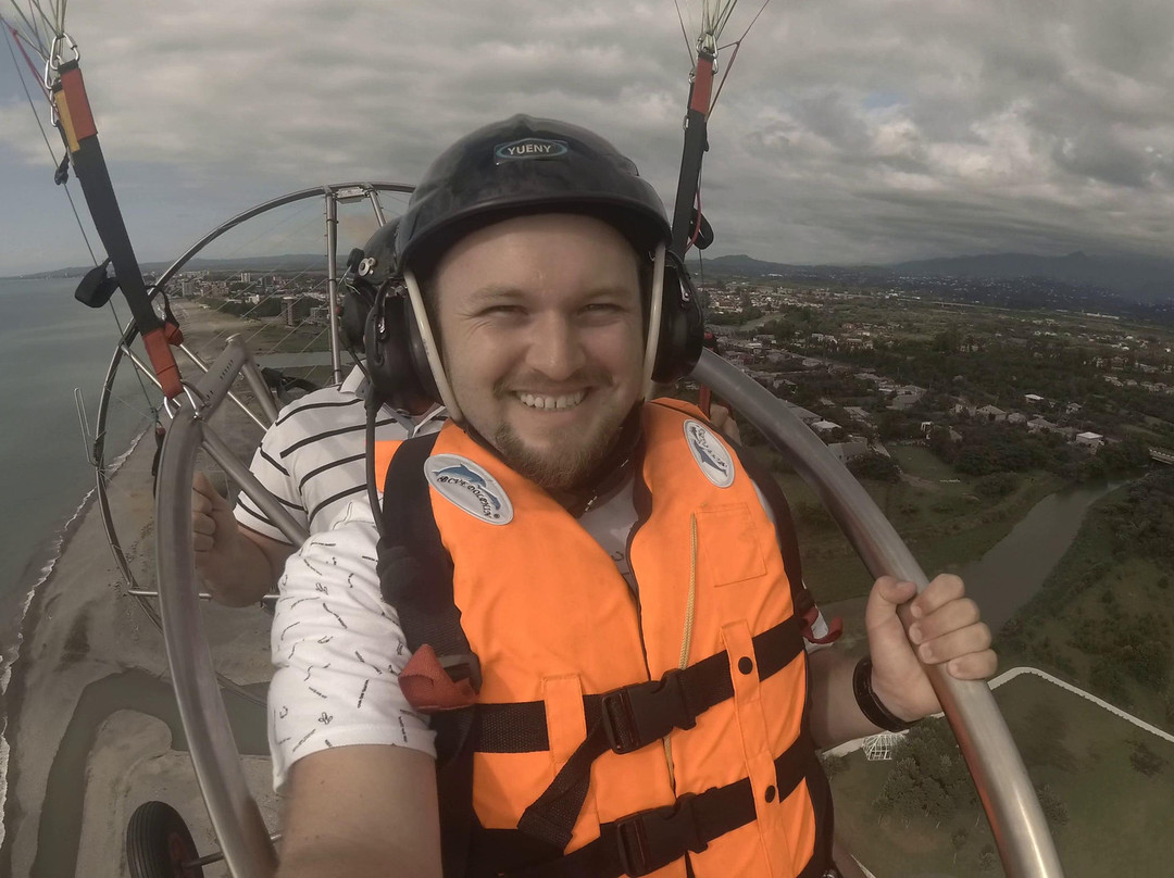 Paragliding in Batumi-巴统必去景点