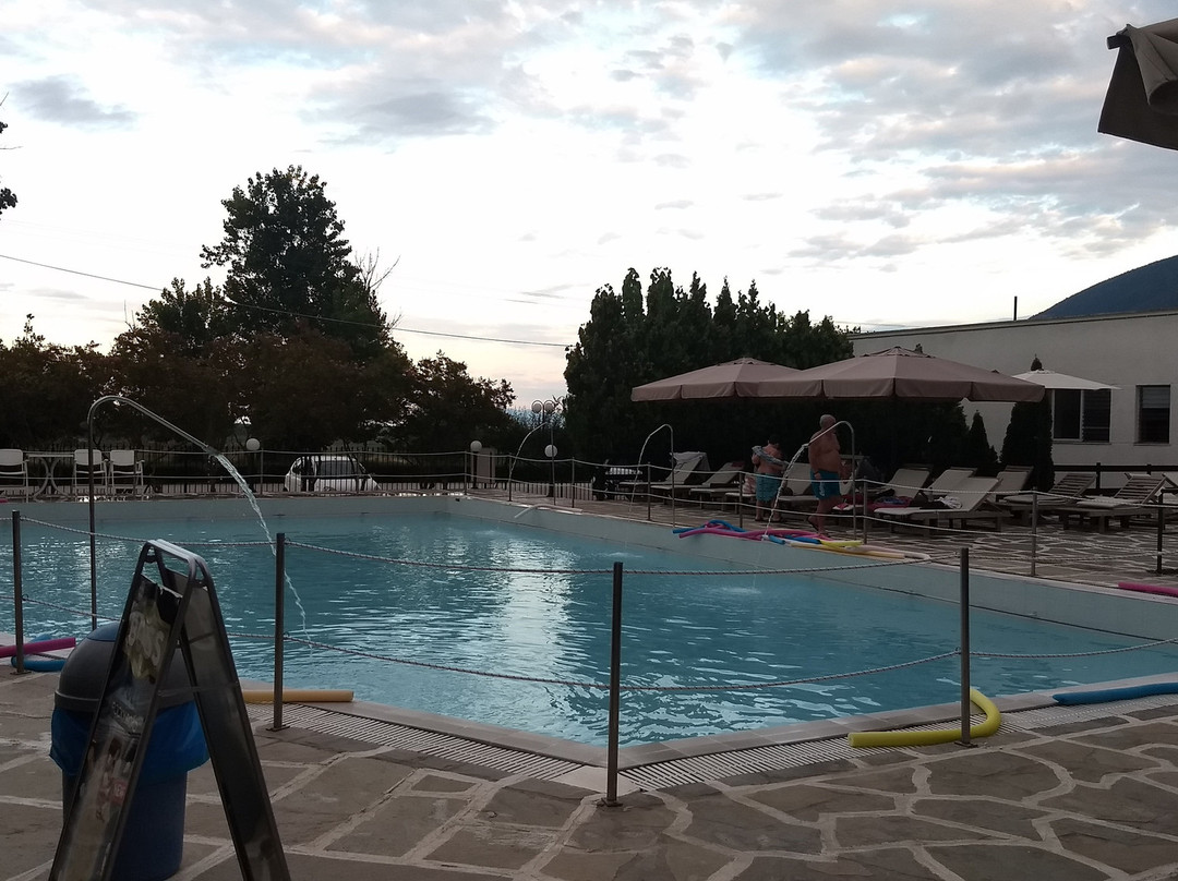 Ypati Thermal Spring-Loutra Ipatis必去景点