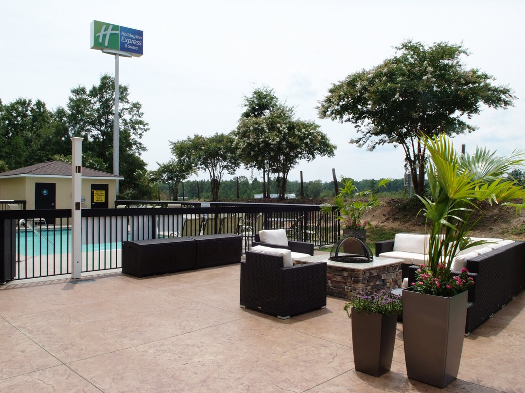 Holiday Inn Express & Suites Blythewood By IHG主图