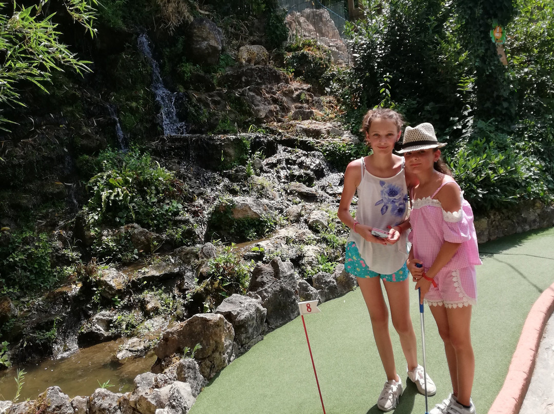 Jungle Golf景点图片