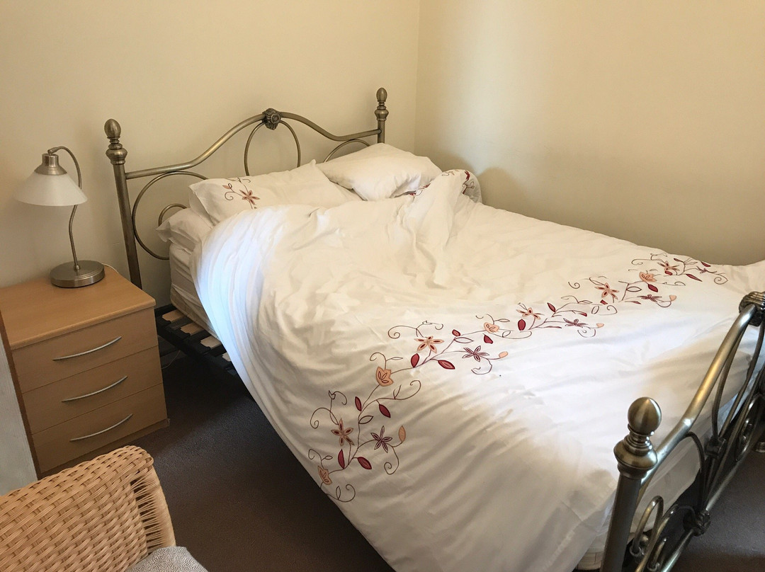 Hurst Dene Hotel主图