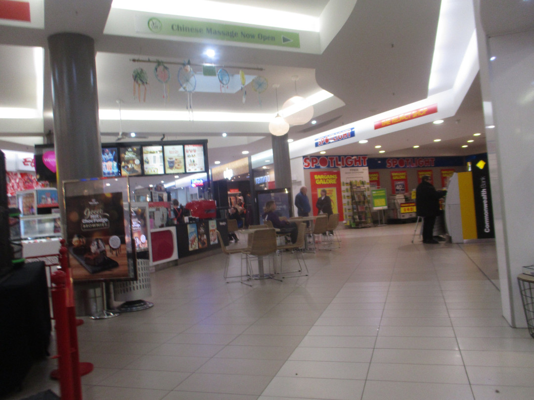 Horsham Plaza-霍舌姆必去景点