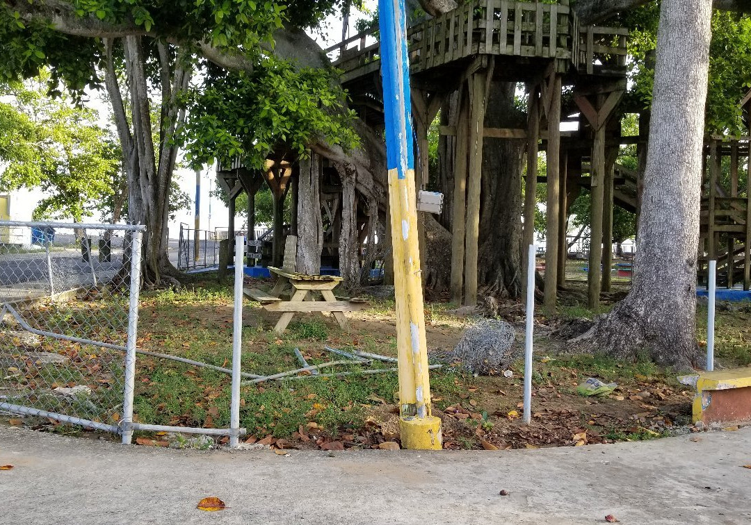 Colon Park-Aguadilla必去景点