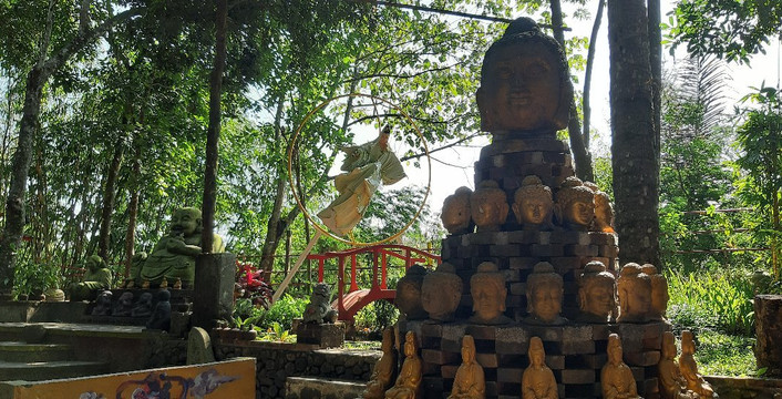 Omah Petroek-Pakem必去景点