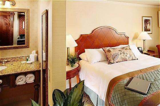 Tarrytown House Estate主图