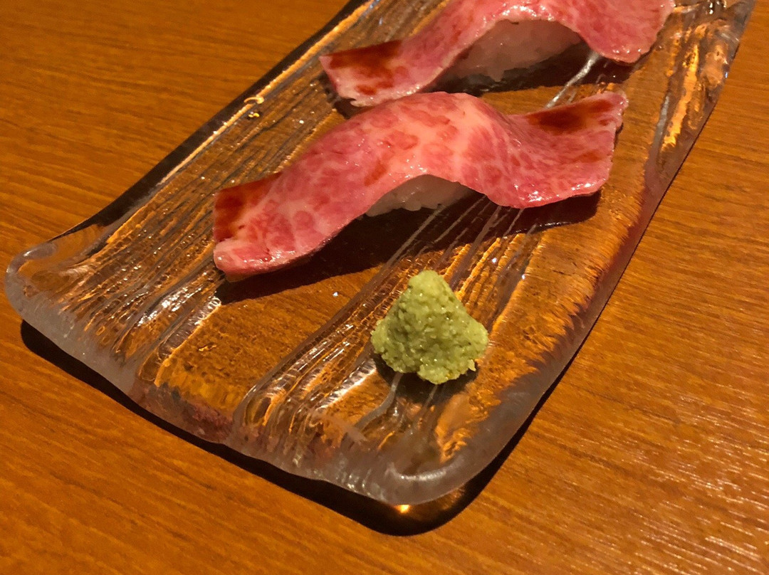 ひしめき