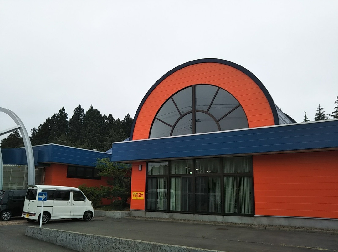 Fureai Center Yomogi Onsen-蓬田村必去景点