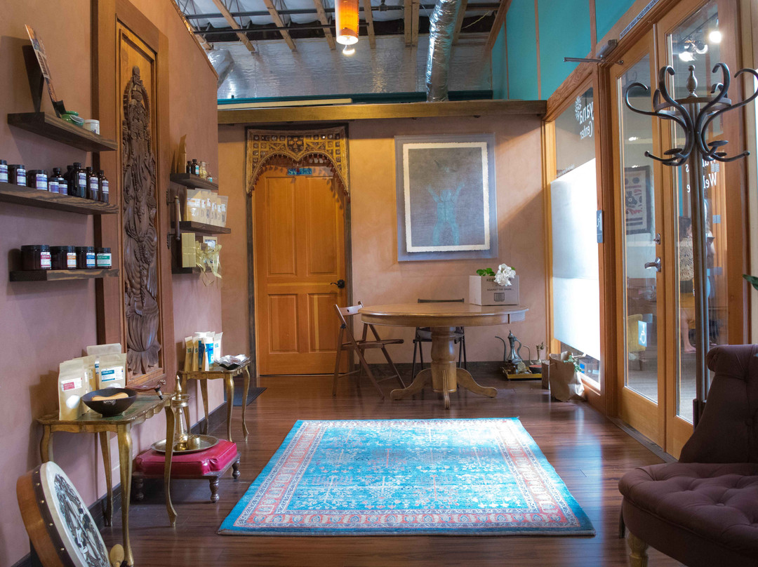 dhyana Center-Sebastopol必去景点