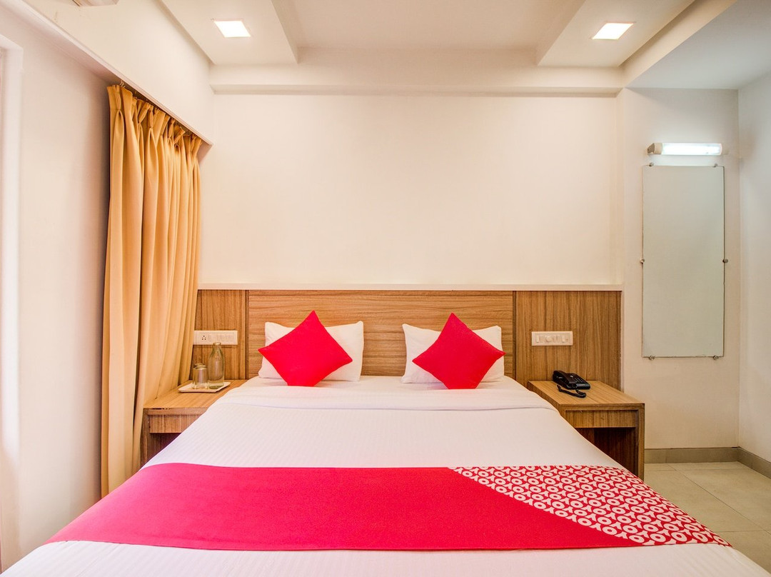 OYO Flagship 29530 Shivaji Chowk主图