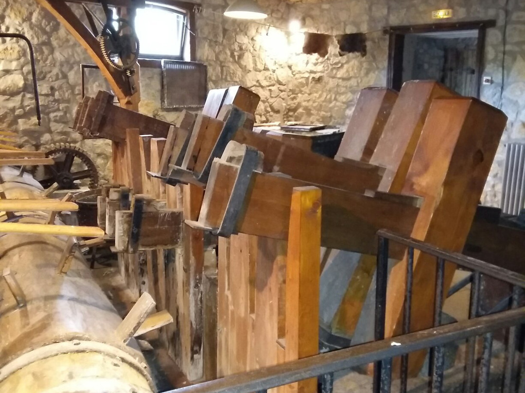 Moulin à Papier de la Tourne-Les Marches必去景点