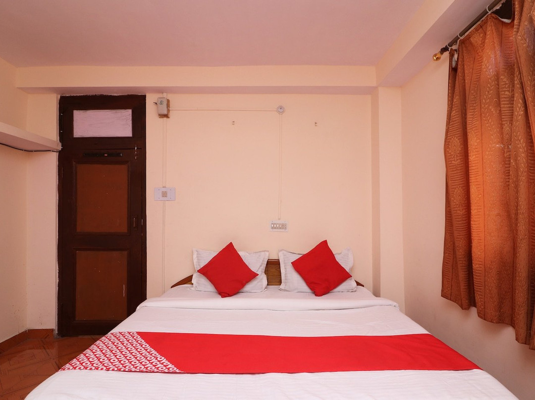 OYO 36552 Royal Voyages主图