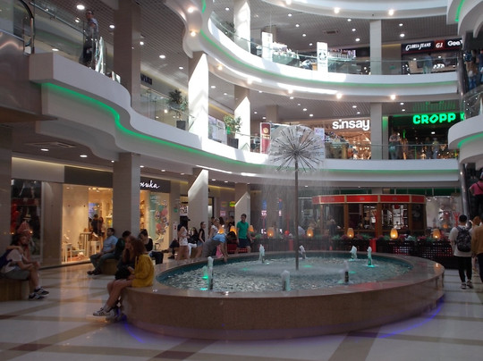 时尚街购物中心-伊尔库茨克必去景点