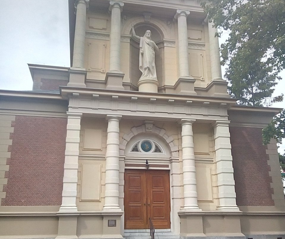 Oud-Katholieke St. Vituskerk景点图片