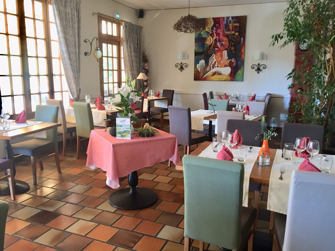 罗莱酒店主图