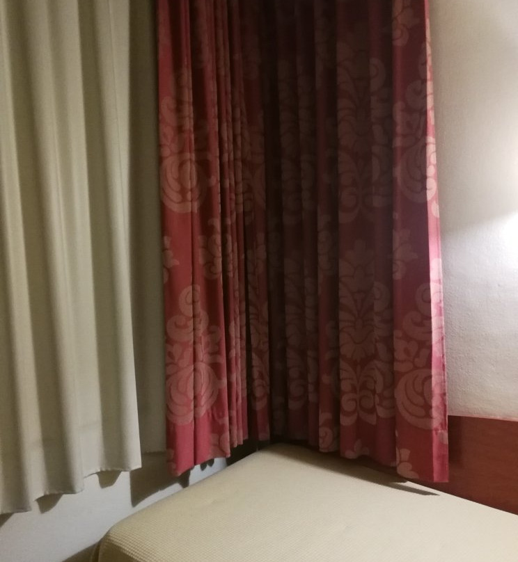 欧罗巴酒店主图