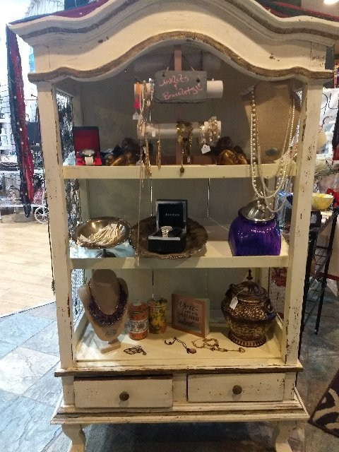 Serenity Spa & Salon-萨吉诺必去景点