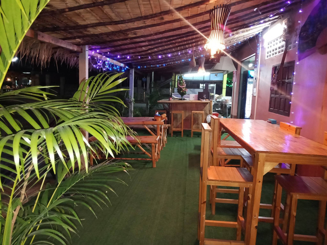 ร้านมุมตาล