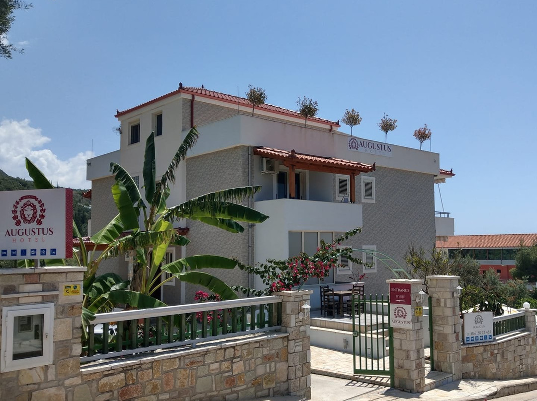Augustus Hotel Dhermi主图