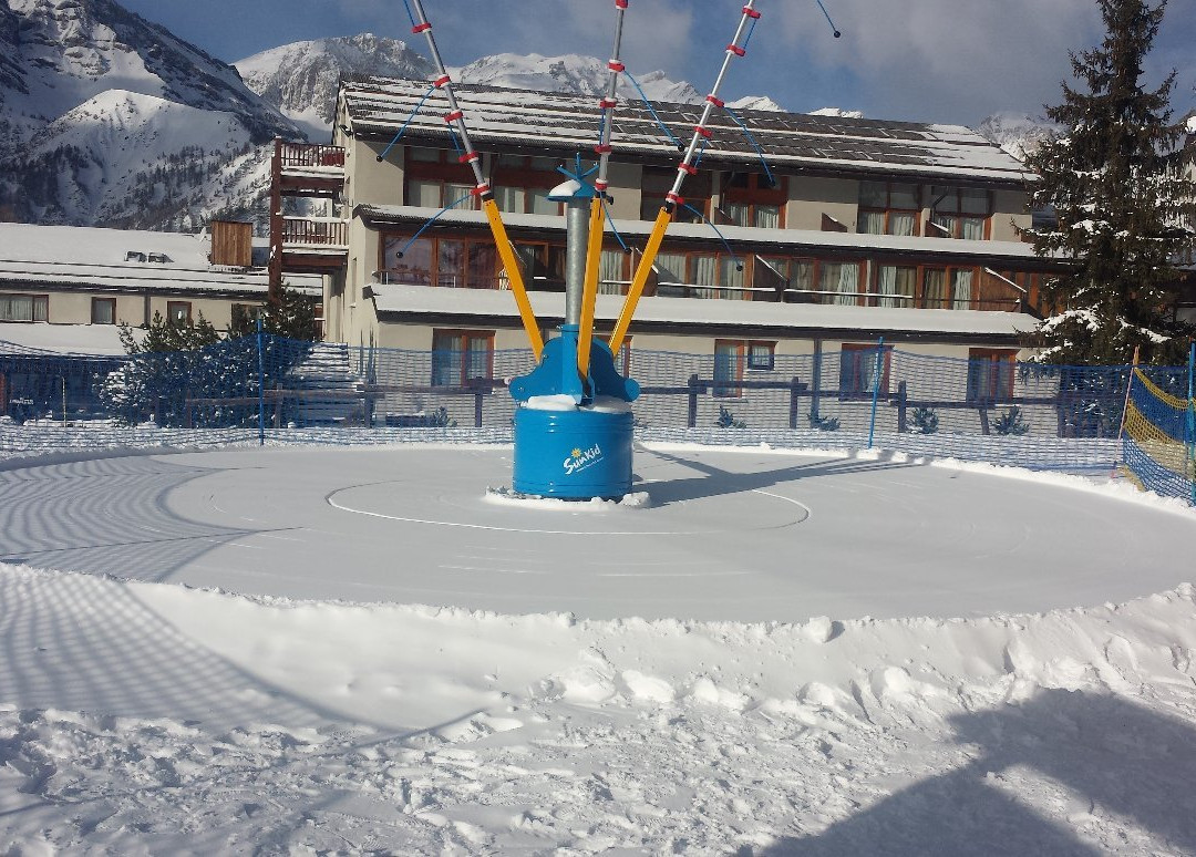 Scuola Sci & Snowboard Sansicario Action-Cesana Torinese必去景点