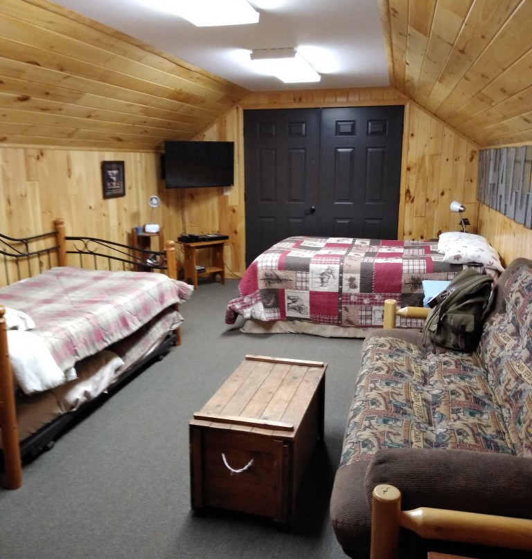 Valhalla Hillside Inn主图