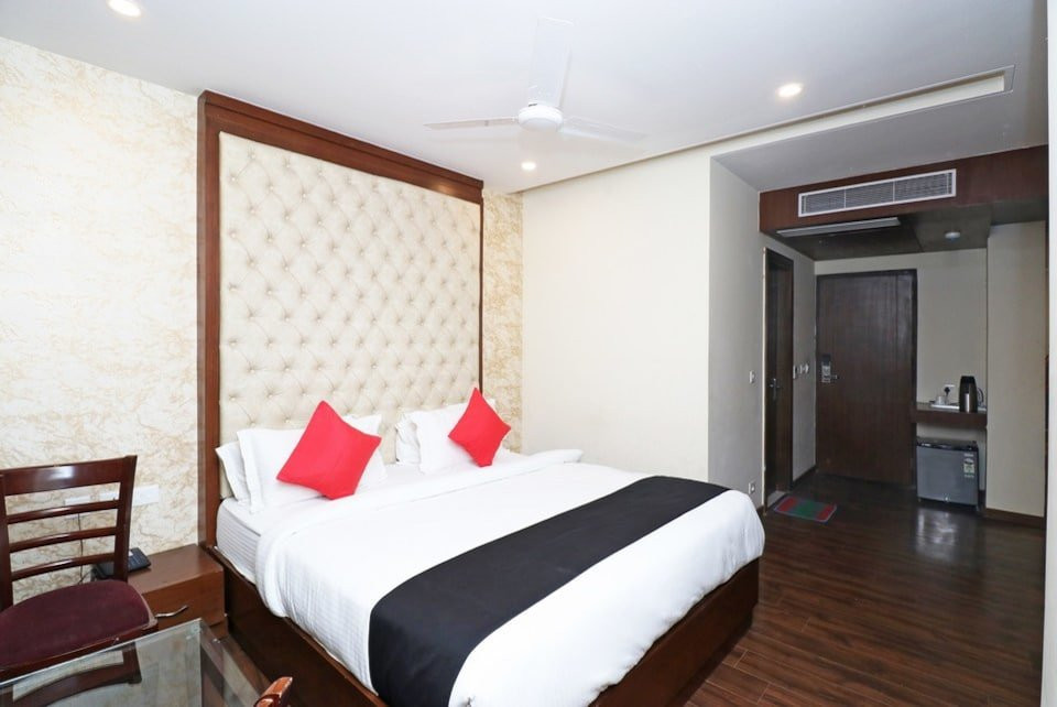 Capital O 15351 Vikram Palace主图