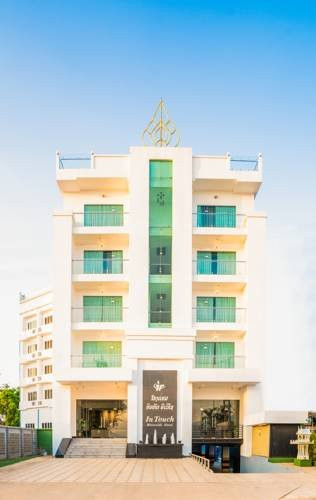 InTouch Riverside Hotel主图
