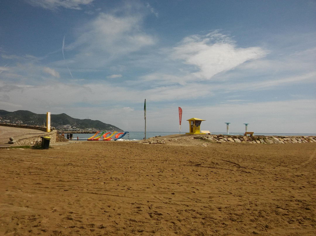 Platja de la Barra-锡切斯必去景点