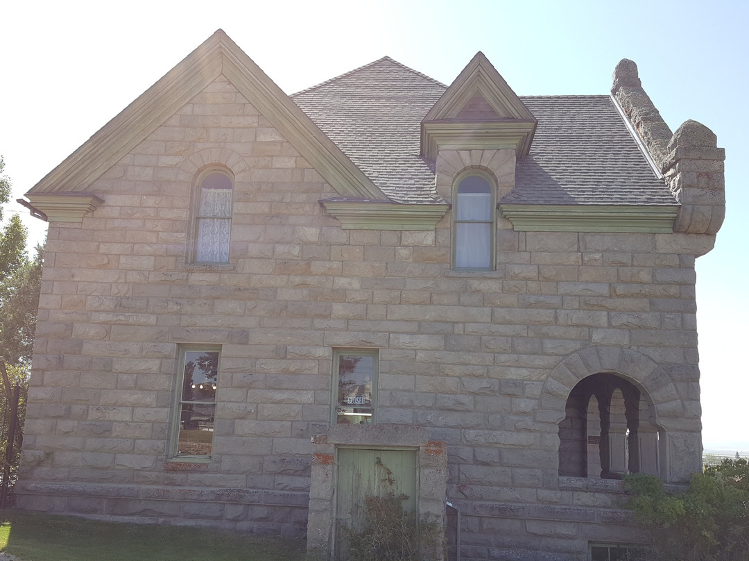 Castle and Carriage House-White Sulphur Springs必去景点