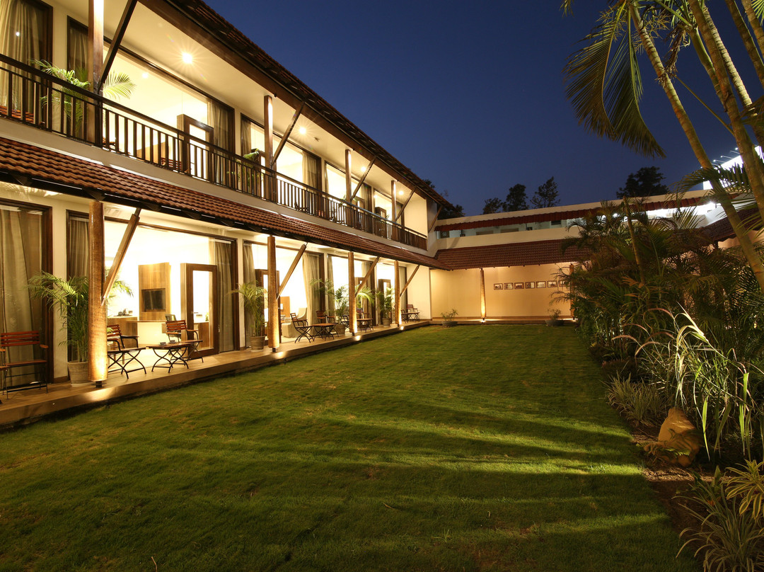 Kwality's Motel Shiraz