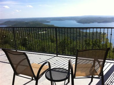 Whitney Mountain Lodge主图