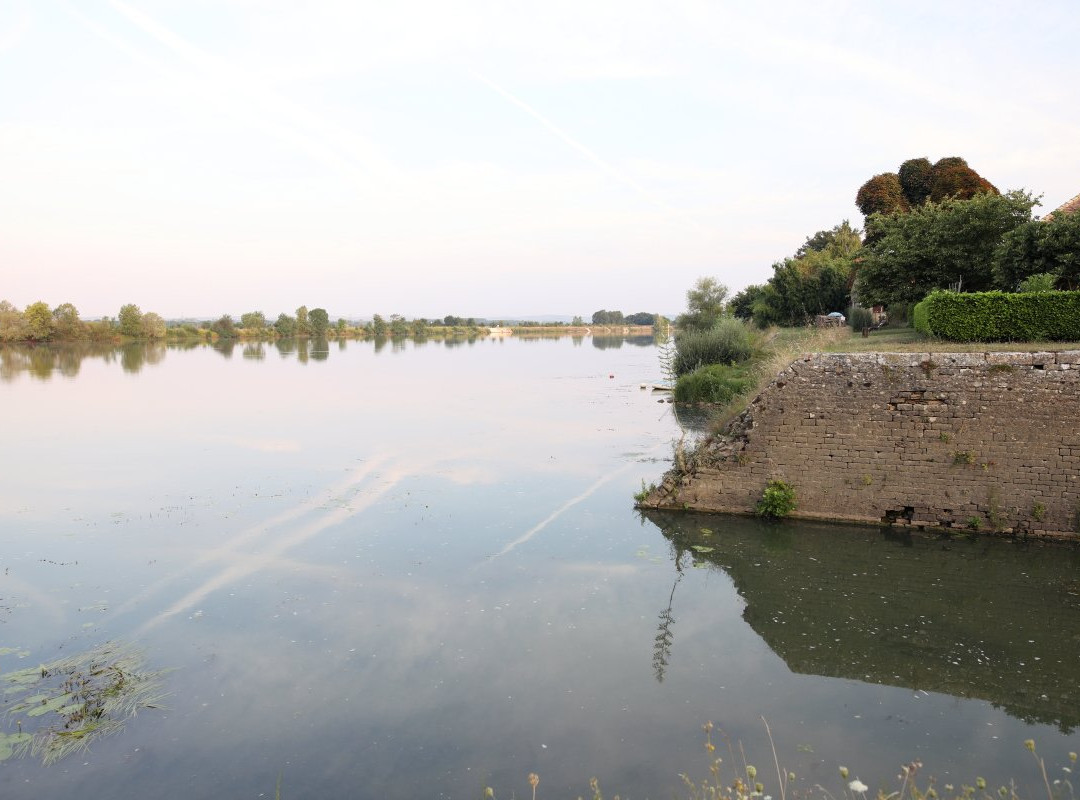 Ouroux-sur-Saone旅游攻略图片