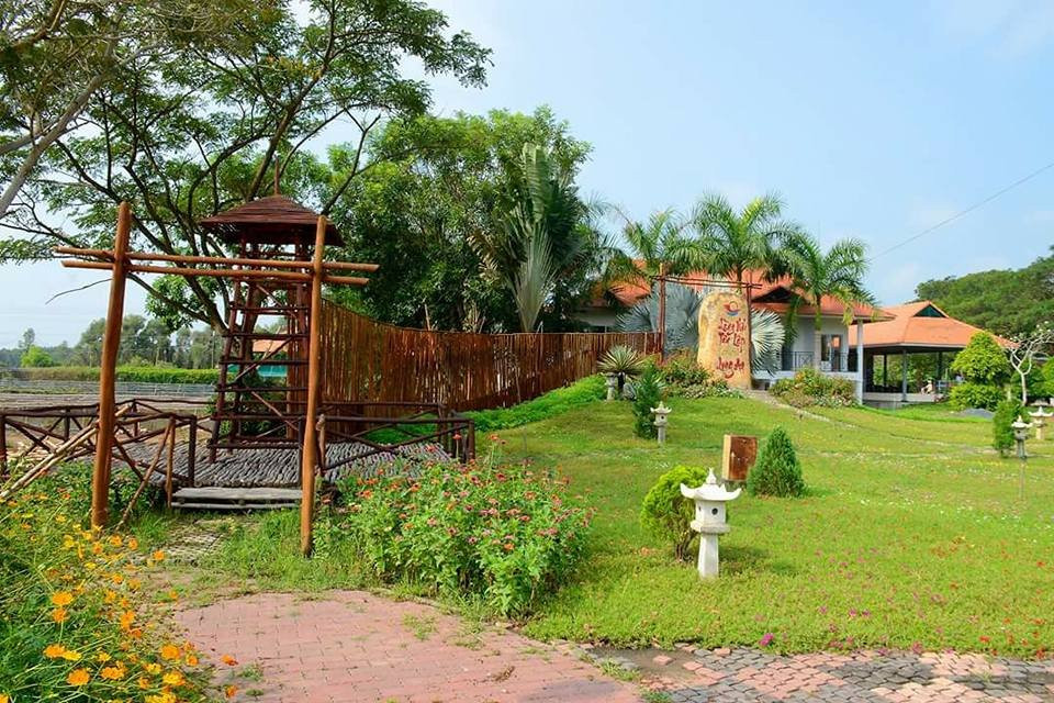 Lang Noi Tan Lap Hotel主图