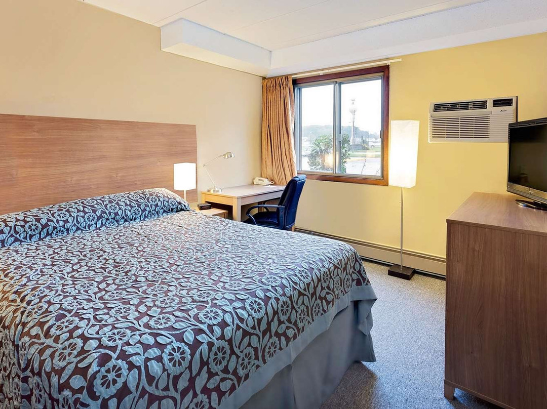 威诺娜戴斯酒店主图