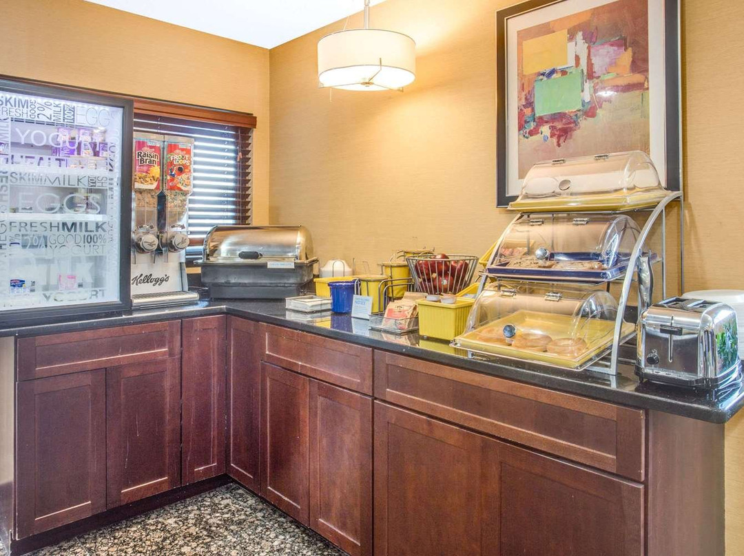 Days Inn by Wyndham Le Roy/Bloomington Southeast主图