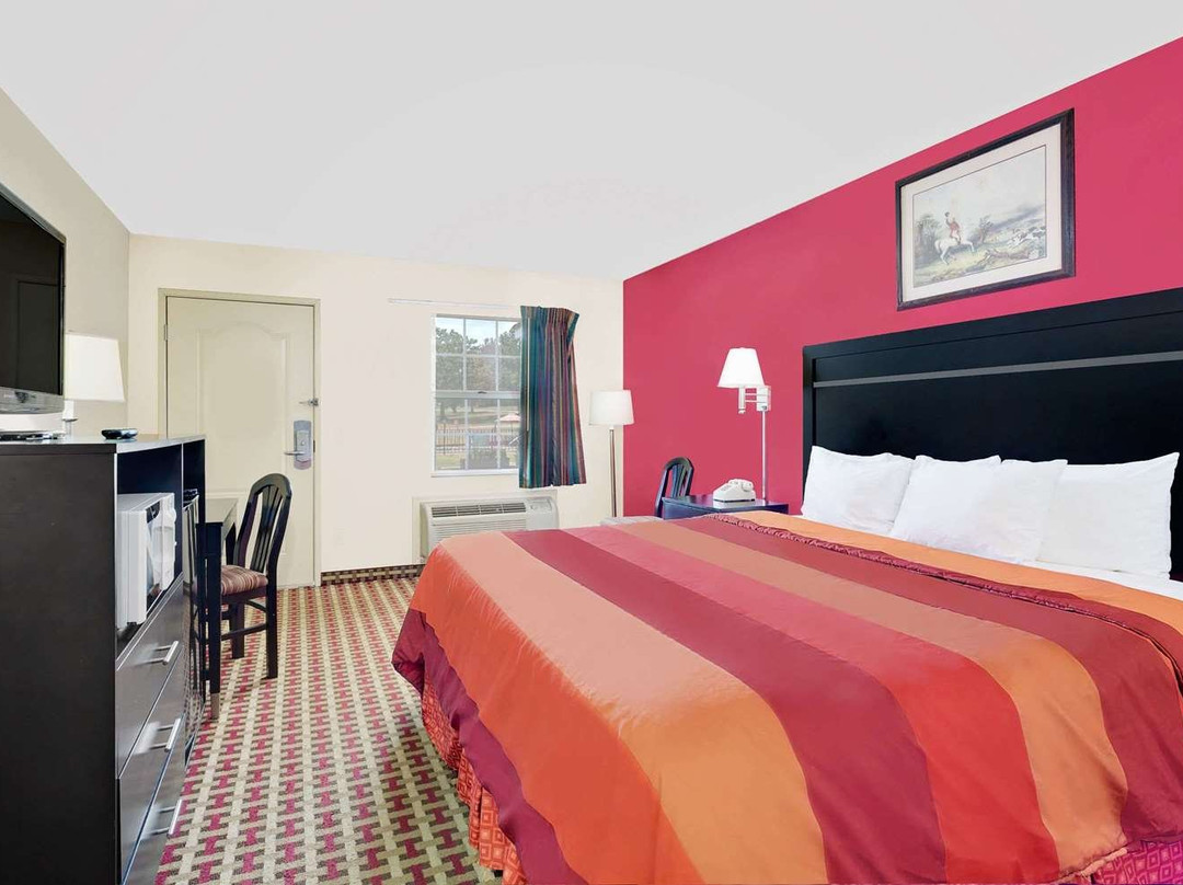 Days Inn by Wyndham Savannah主图