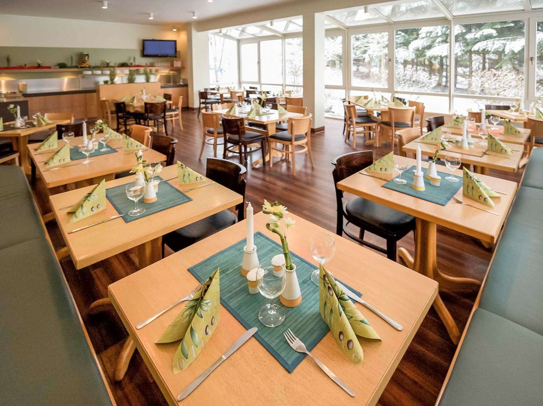 宜必思卡塞尔梅尔松根酒店主图