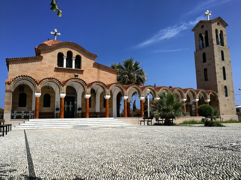 Saint Nectarios Church景点图片