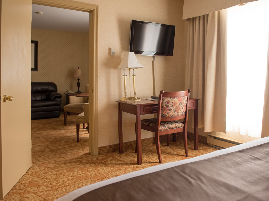 Marystown Hotel & Convention Centre主图