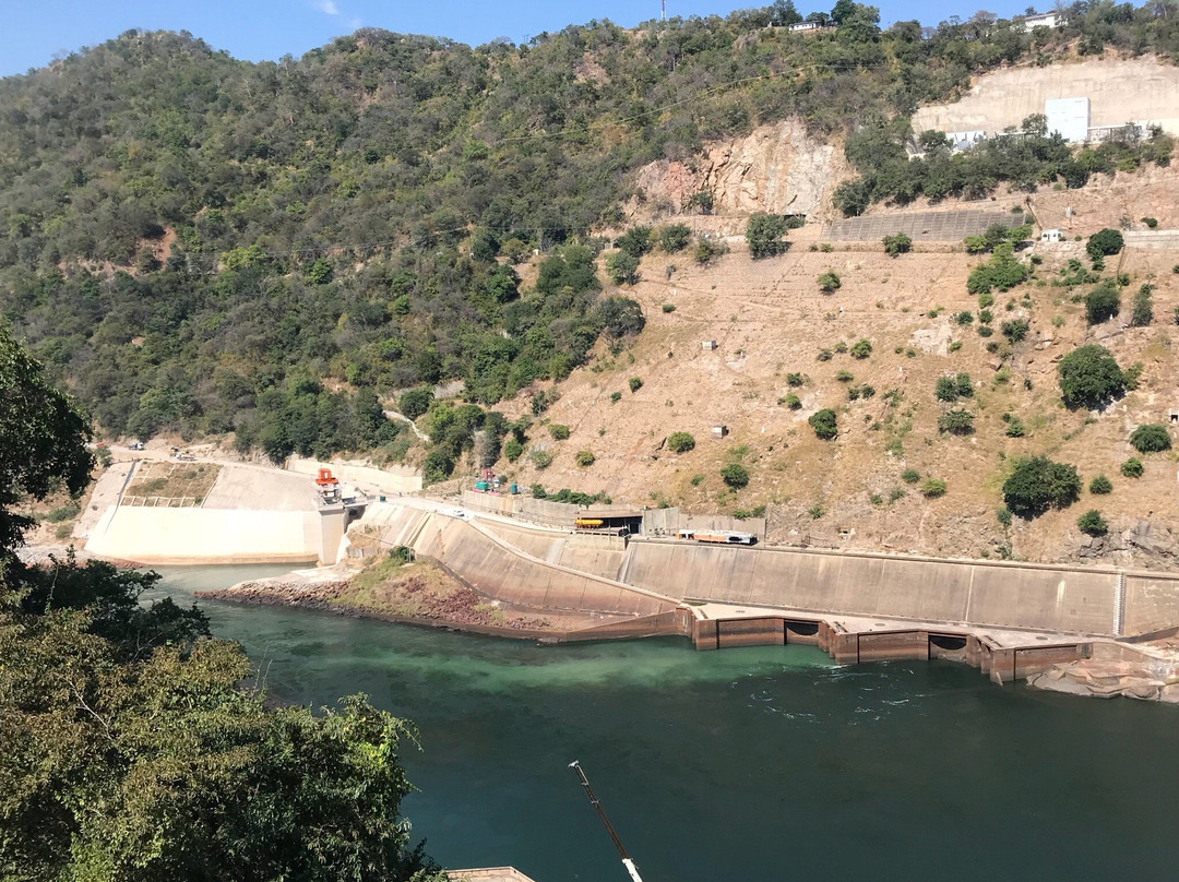Kariba Dam-希亚丰加必去景点