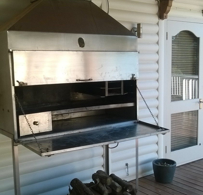 Edenbrook Country Manor主图