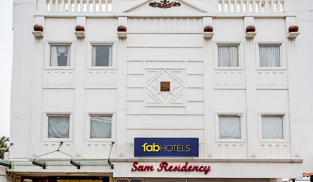 FabHotel Sam Residency主图
