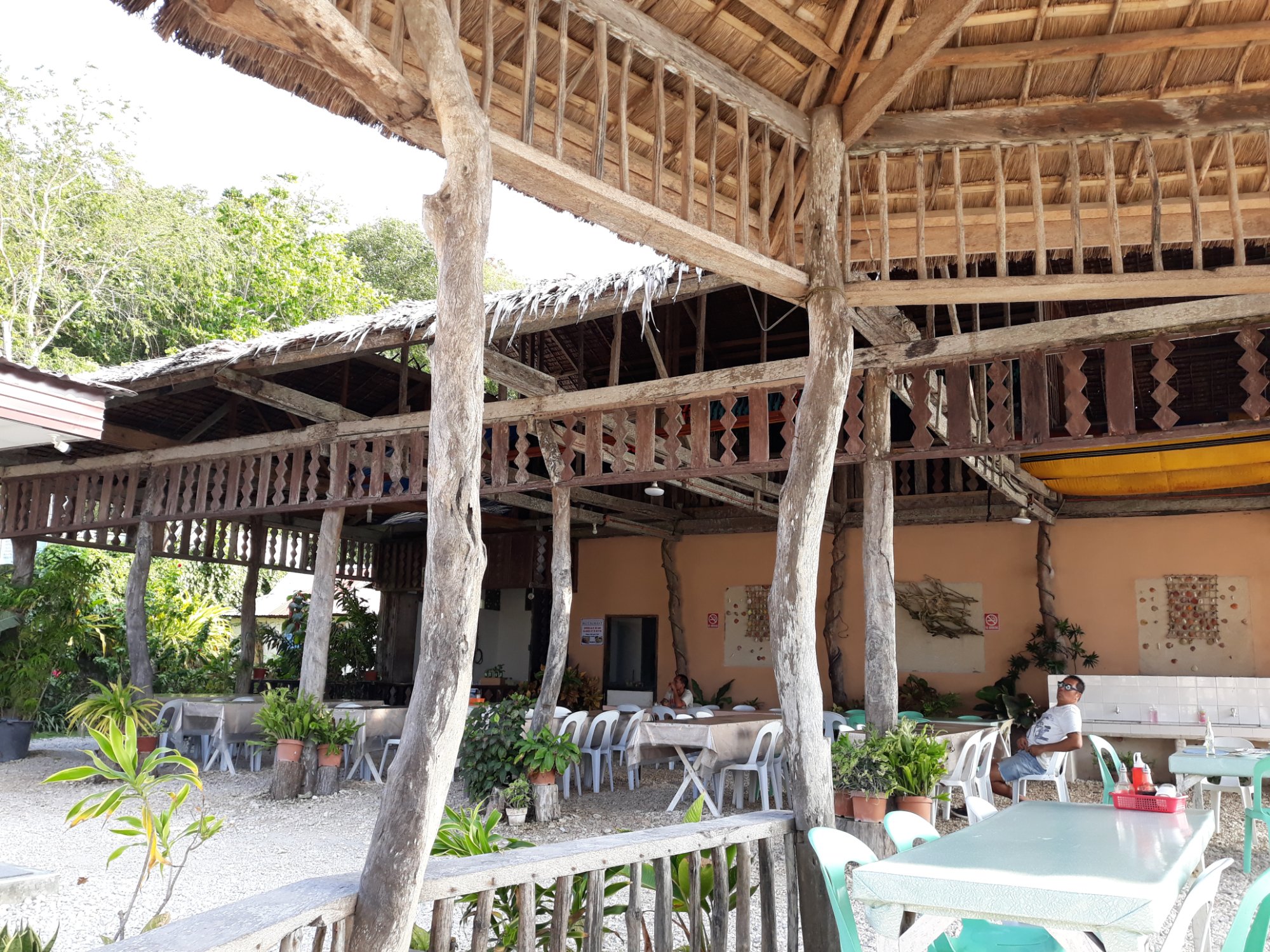 Matutinao Beach & Cottages-餐饮